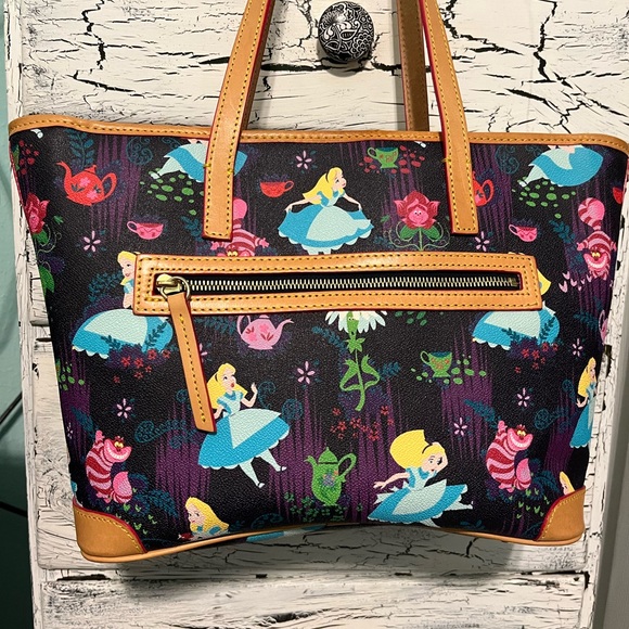 HTF.   Alice in Wonderland D & B tote - Picture 3 of 15